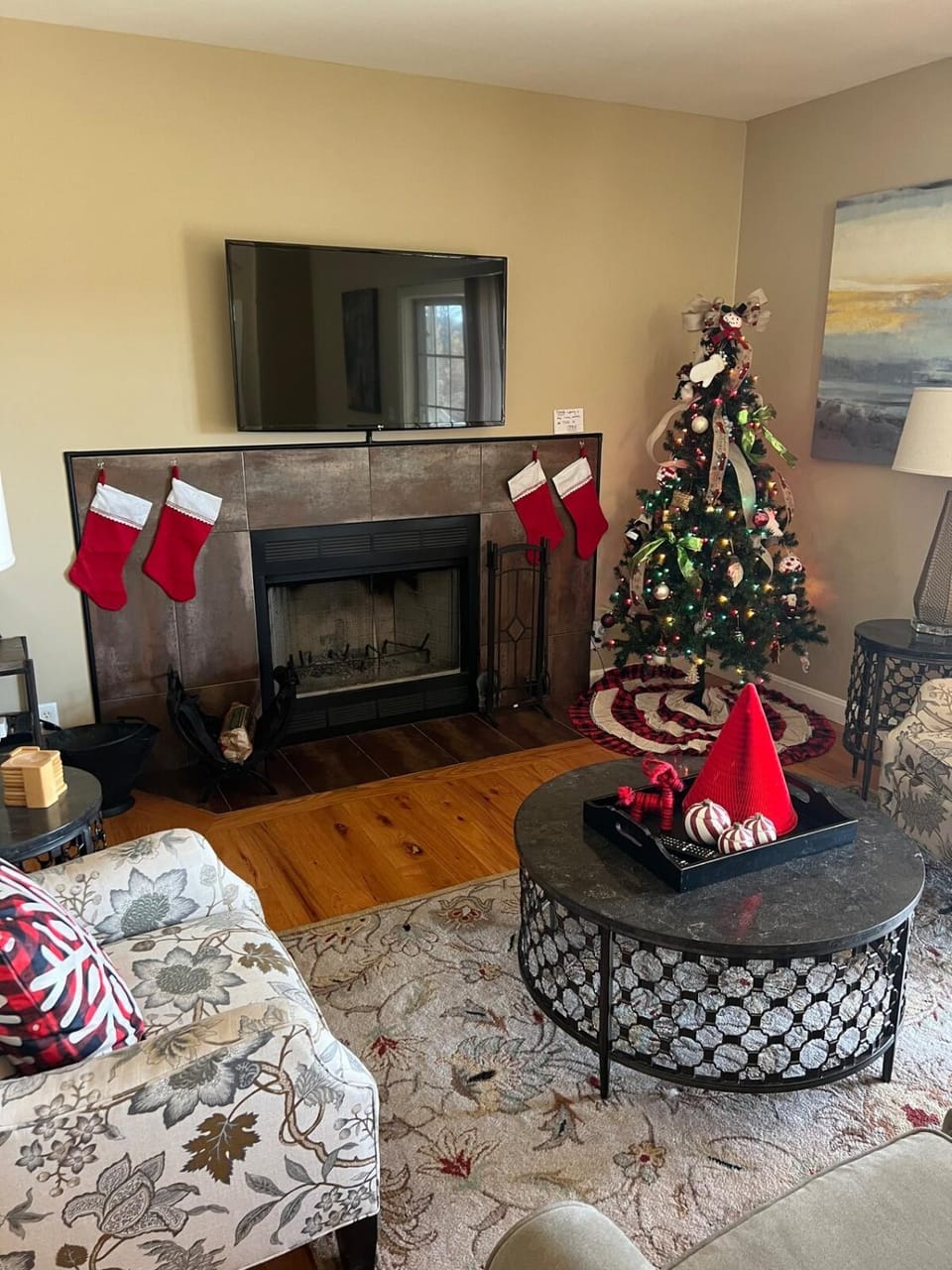 4 BR oasis with hot tube House in Iowa