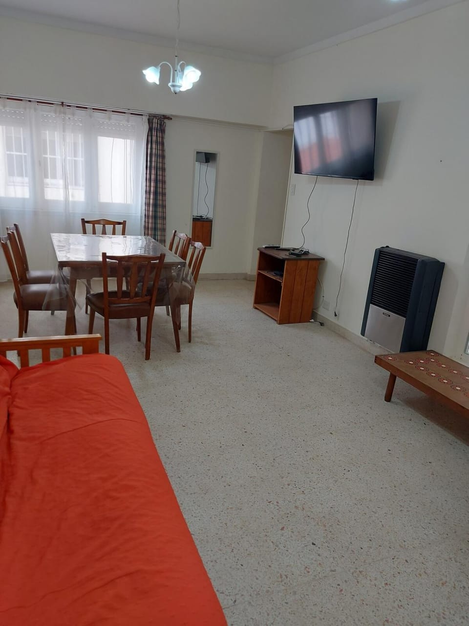 Communal lounge/ TV room, Living room
