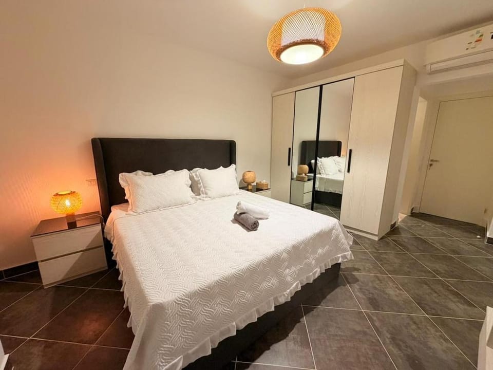 Bed, Bedroom, wardrobe