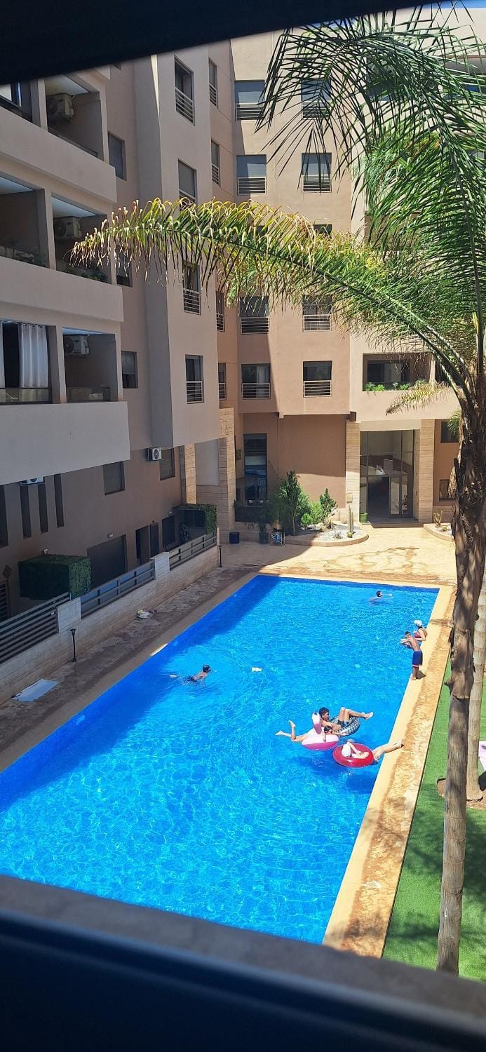 Premium Modern Central Flat Sun &Pool Wifi& PS4 Apartment in Marrakesh