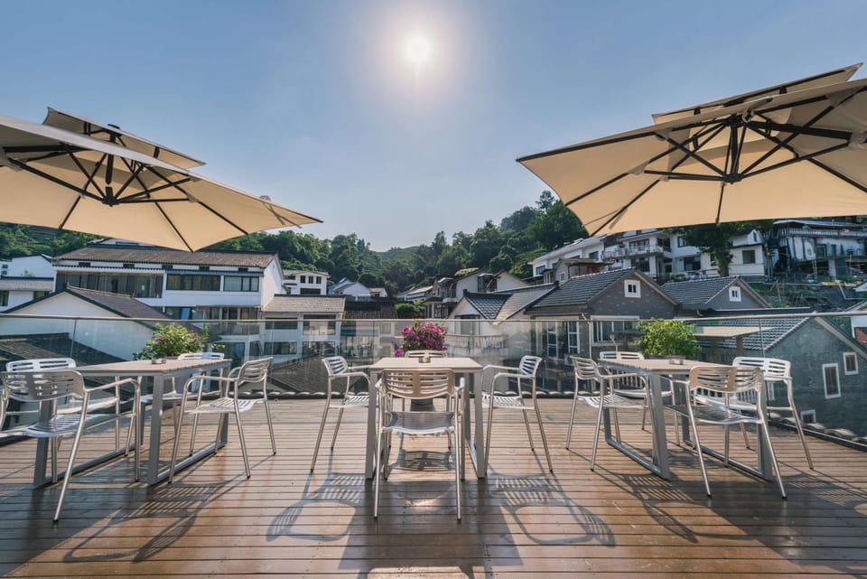View (from property/room), Balcony/Terrace