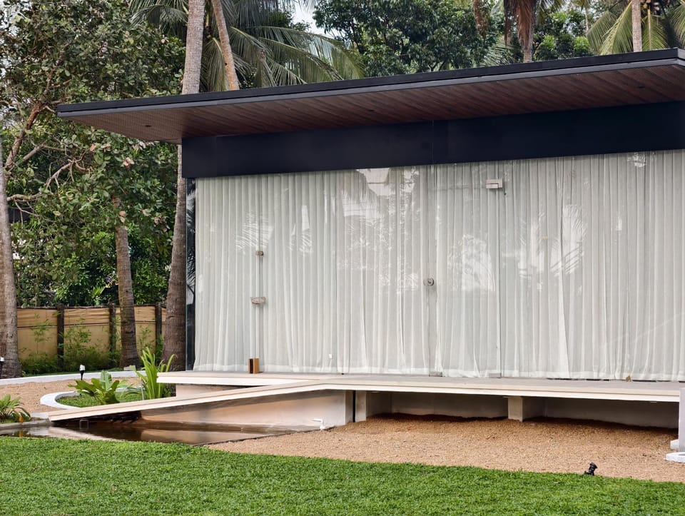 Property building, Garden, Garden view