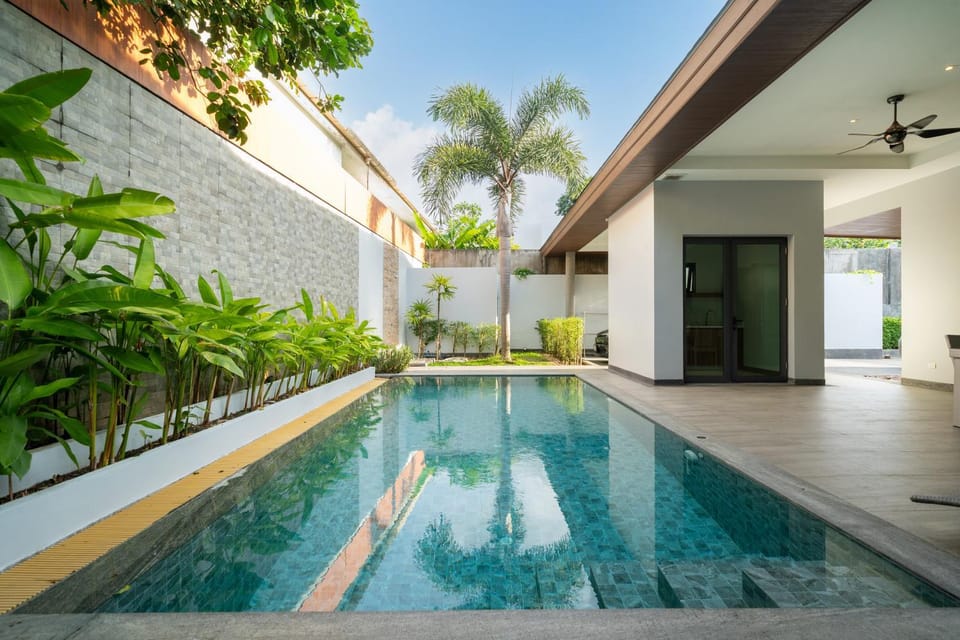 Patio, Pool view, Swimming pool