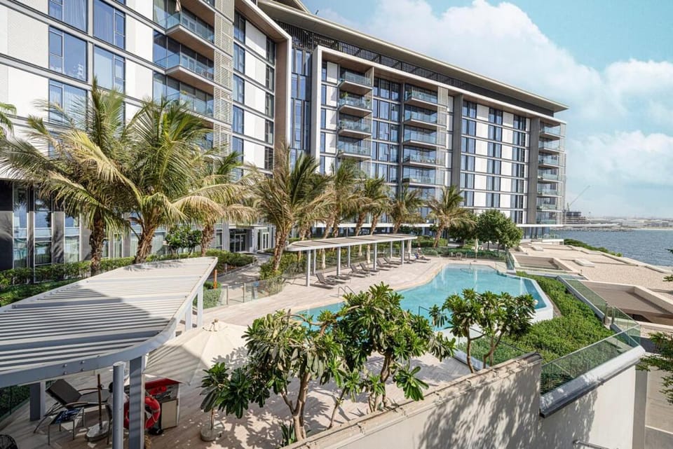 Day, City view, Pool view, Sea view, Swimming pool