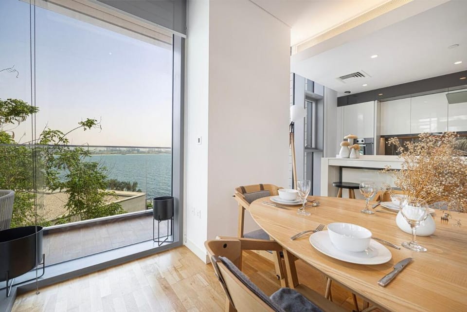 Coffee/tea facilities, View (from property/room), Balcony/Terrace, Living room, Seating area, Sea view