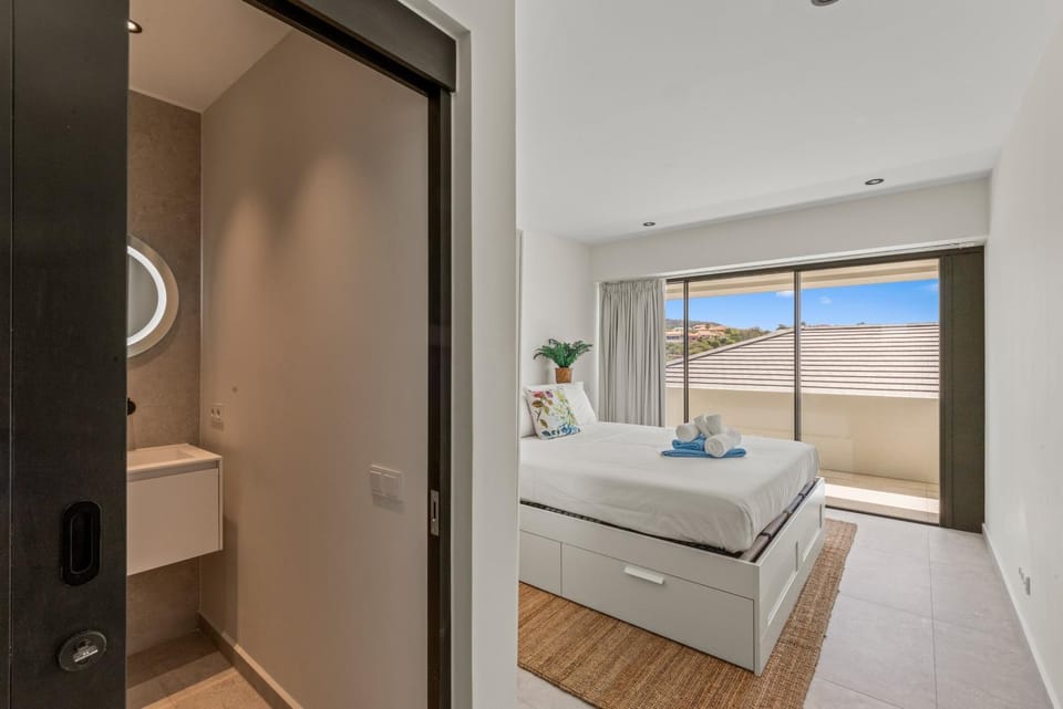 Bathroom, Bedroom