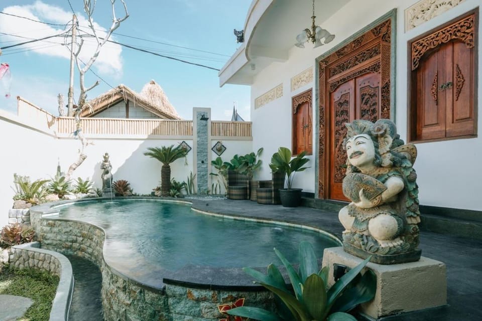 Garden, Swimming pool