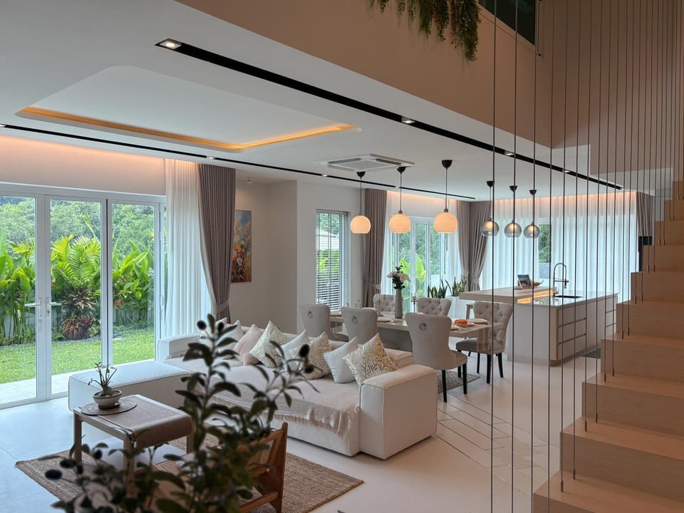 Living room, Seating area, Garden view