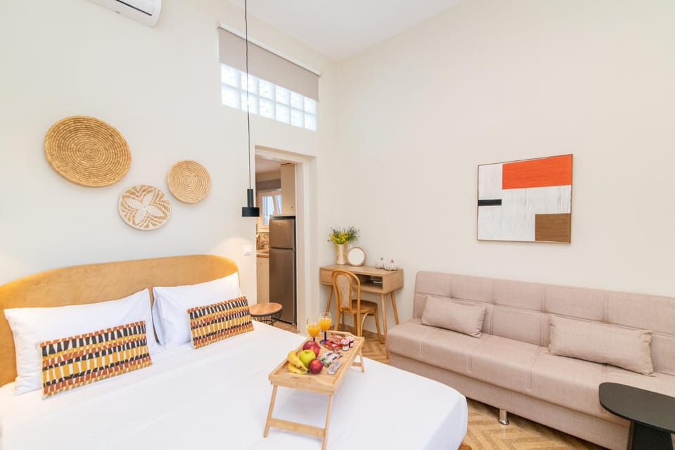 Bed, Bedroom, air conditioner