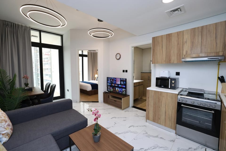 Communal lounge/ TV room, Bathroom, TV and multimedia, Kitchen or kitchenette, Living room, Photo of the whole room, Seating area, Dining area, Evening entertainment, toaster