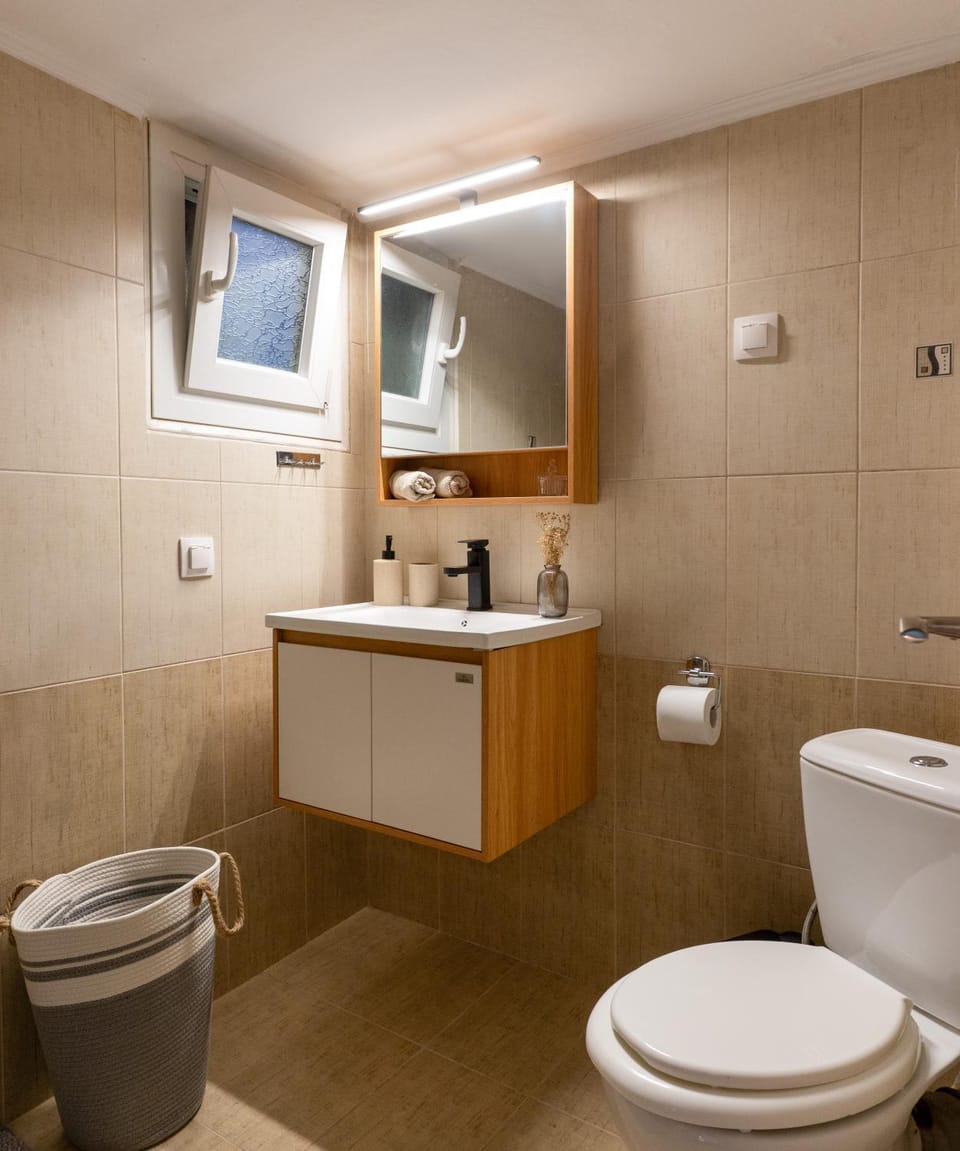 Toilet, Bathroom