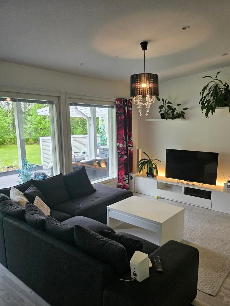 Cozy villa, hot tube and cinema room Villa in Rovaniemi