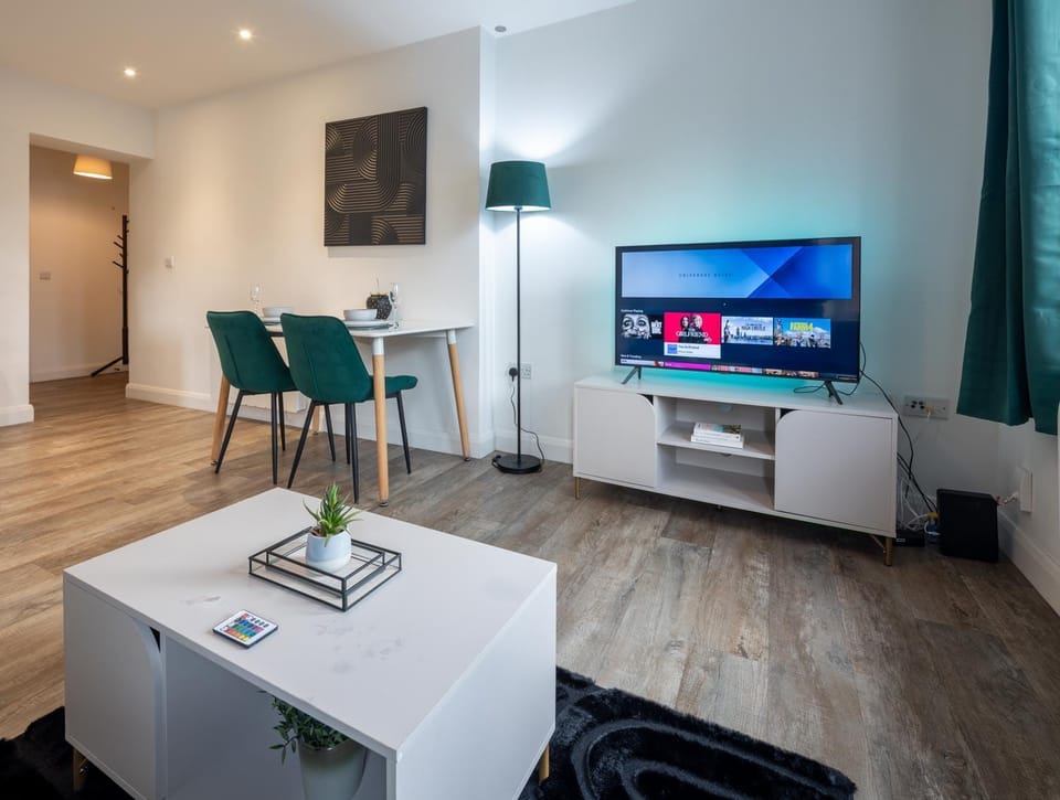 Elegant & Stylish City Apartment Apartment in Bristol