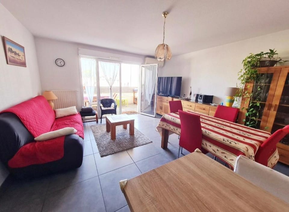 Spacious apartment in Juvignac Apartment in Montpellier