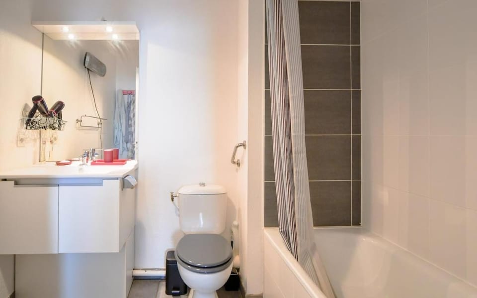 Spacious apartment in Juvignac Apartment in Montpellier
