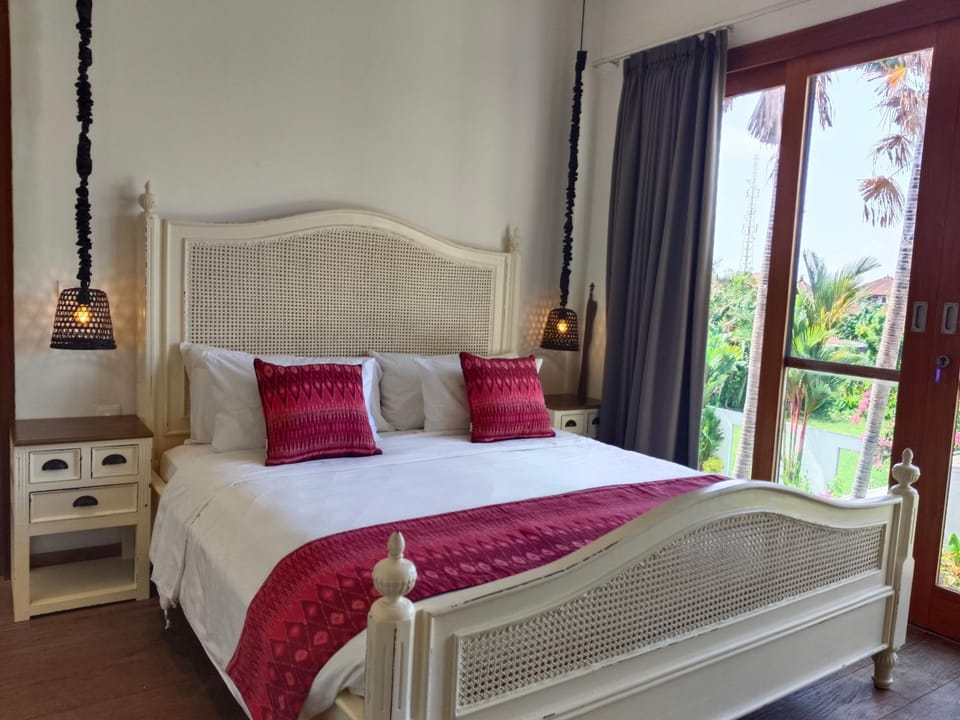 Tropikal villa 2 bedrooms in seminyak Bali Villa in North Kuta