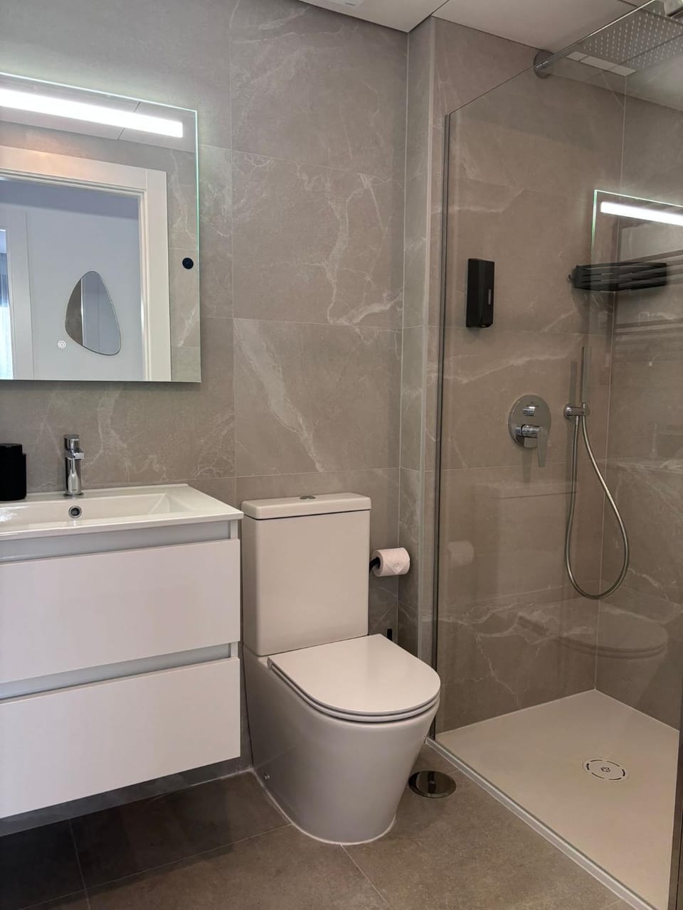 Shower, Bathroom