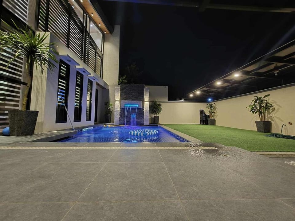 Ohana Guest House Villa in Angeles