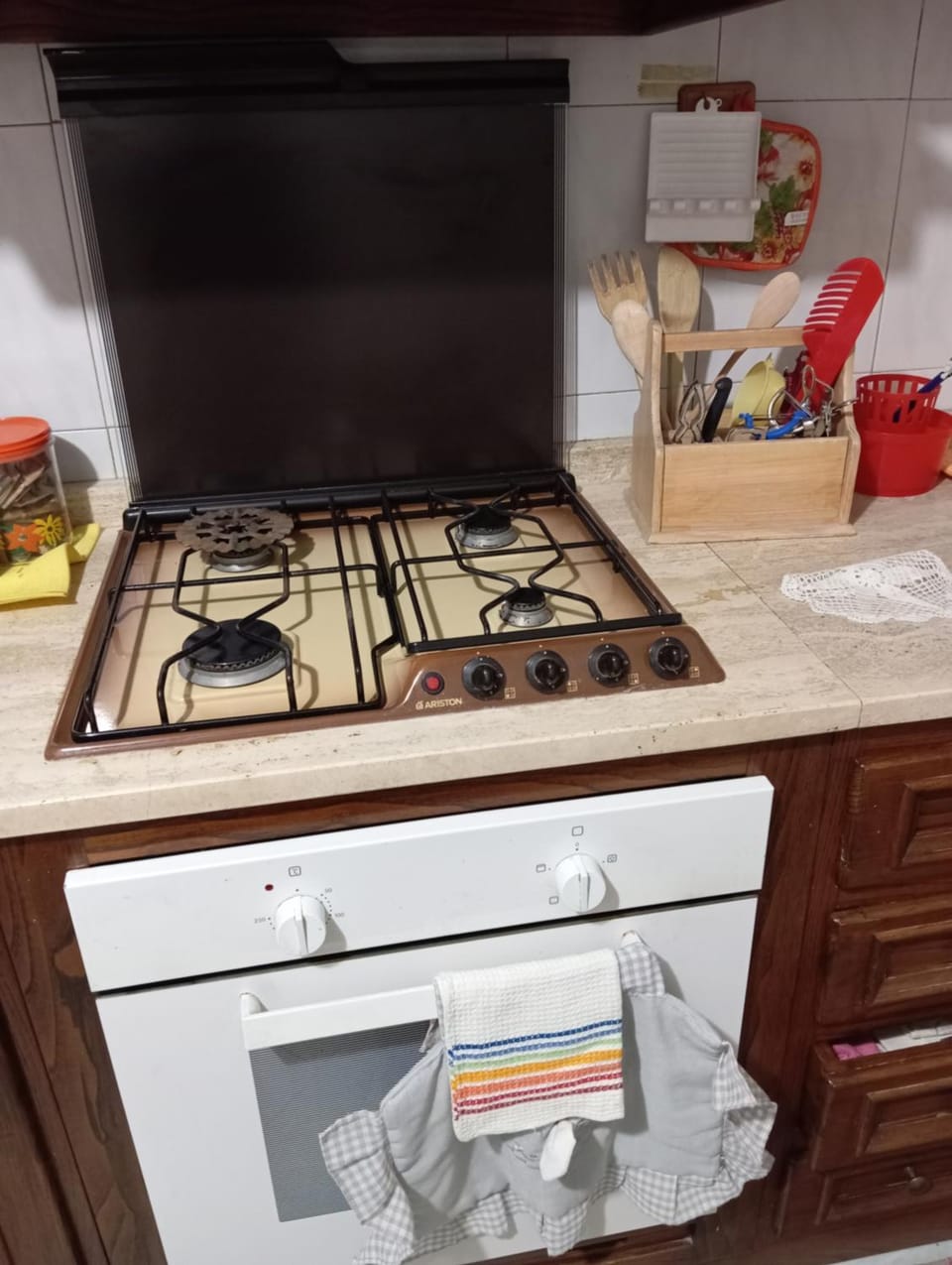 Kitchen or kitchenette, stove