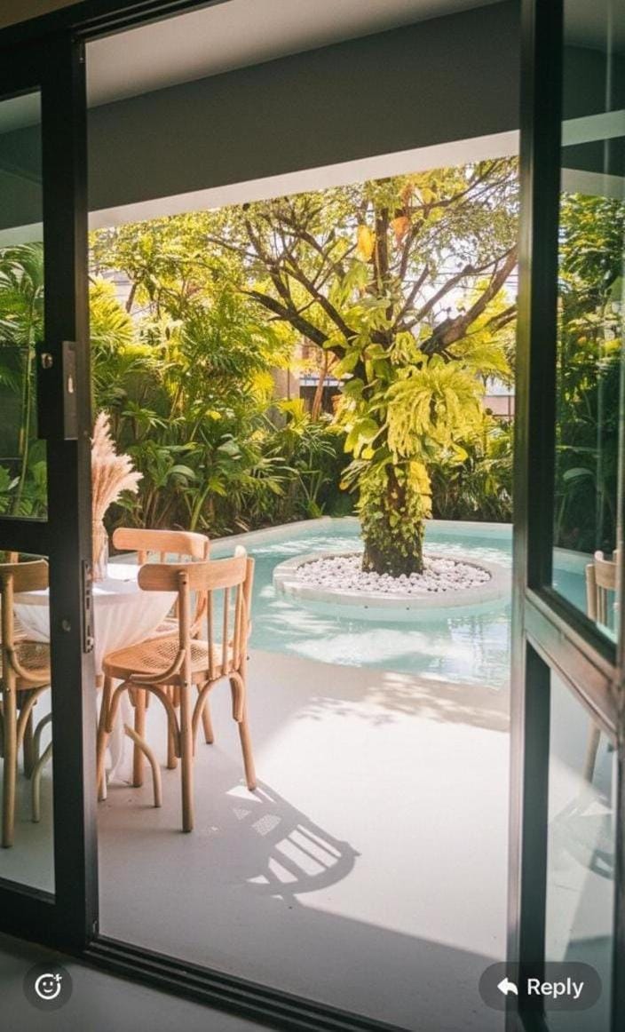 Balcony/Terrace, Pool view