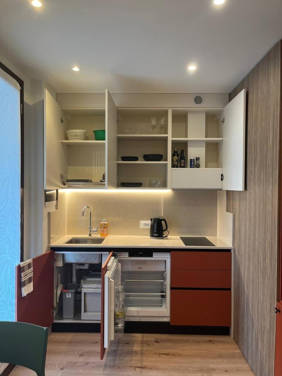 Kitchen or kitchenette, stove