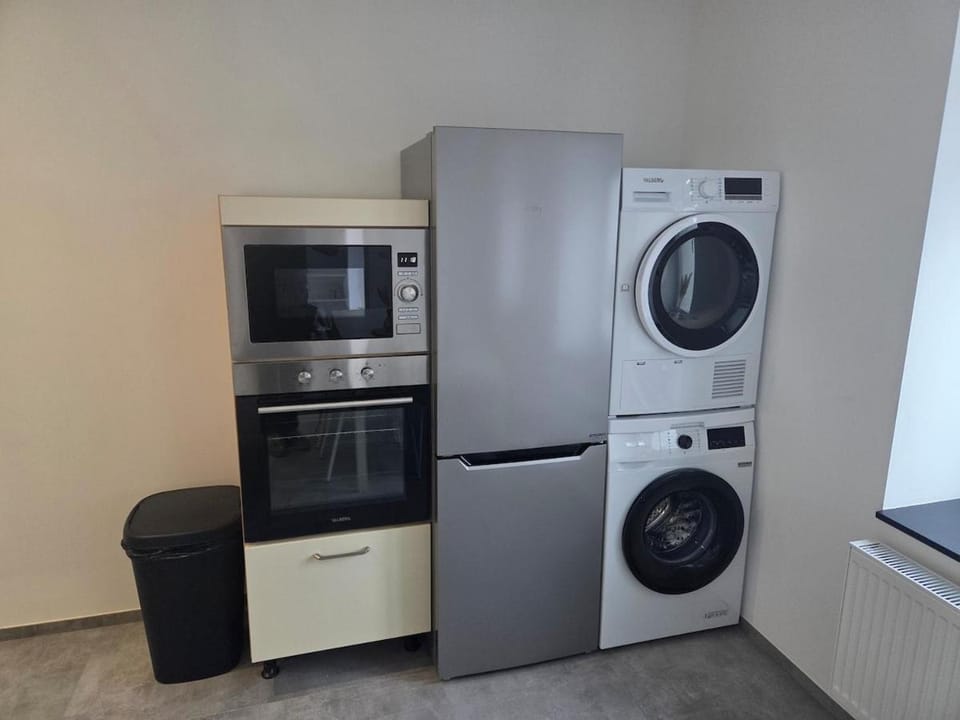 microwave, oven, washing machine, dryer