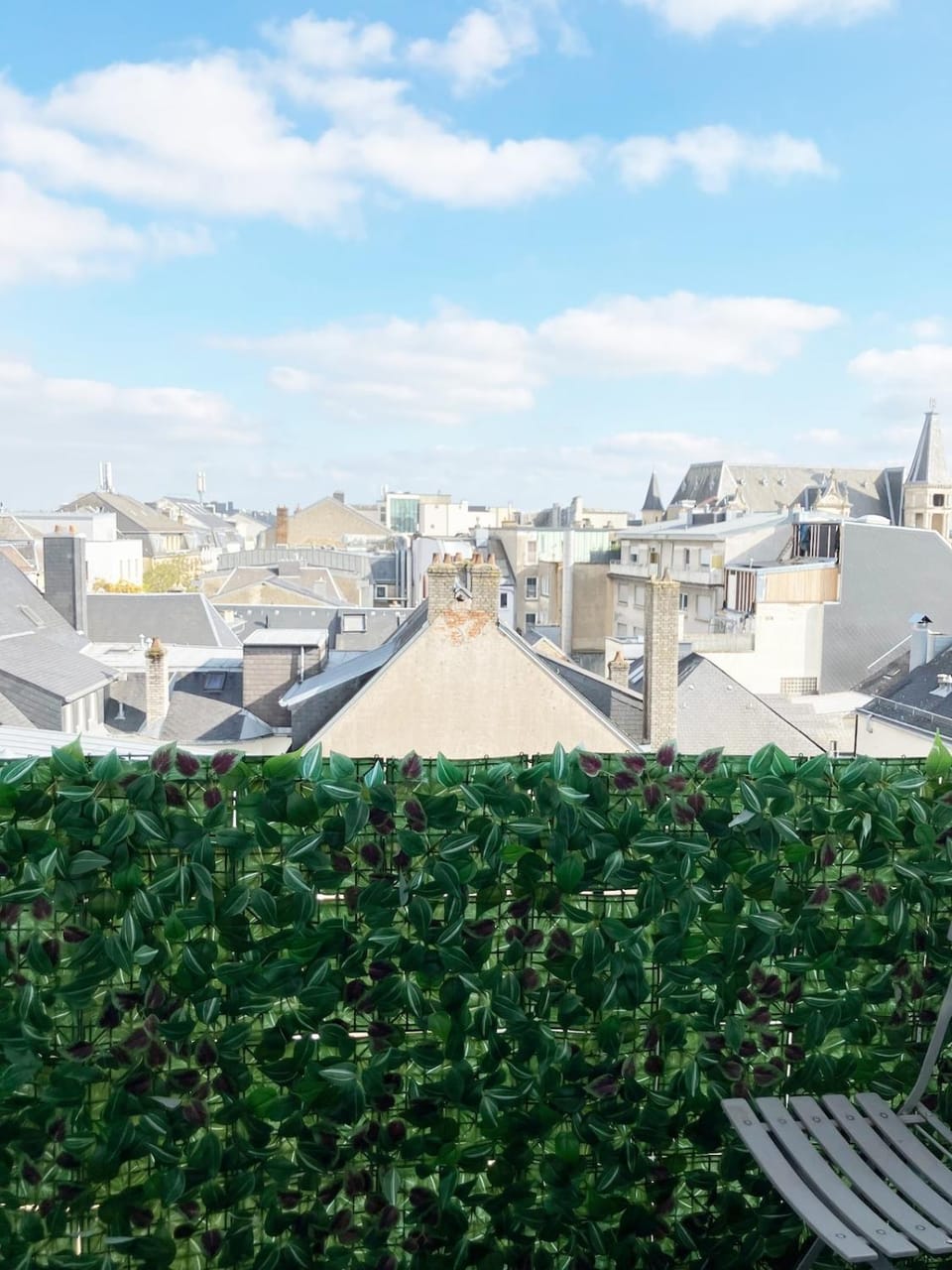 Property building, Day, Neighbourhood, City view, Street view
