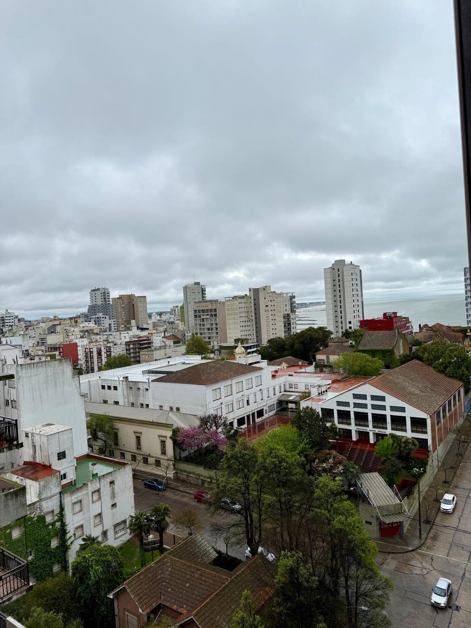 City view, Sea view, Street view, Location
