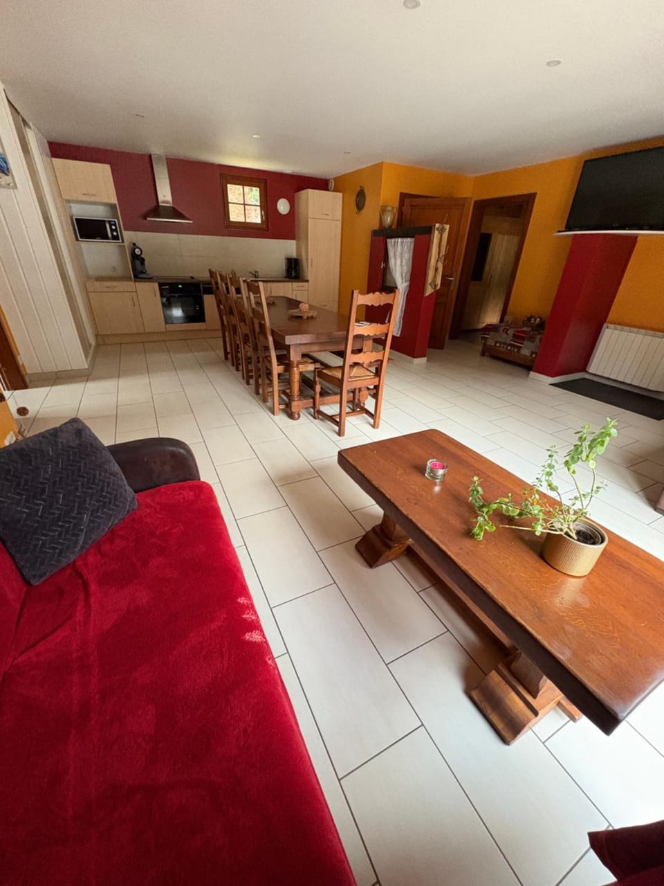 Living room, kitchen