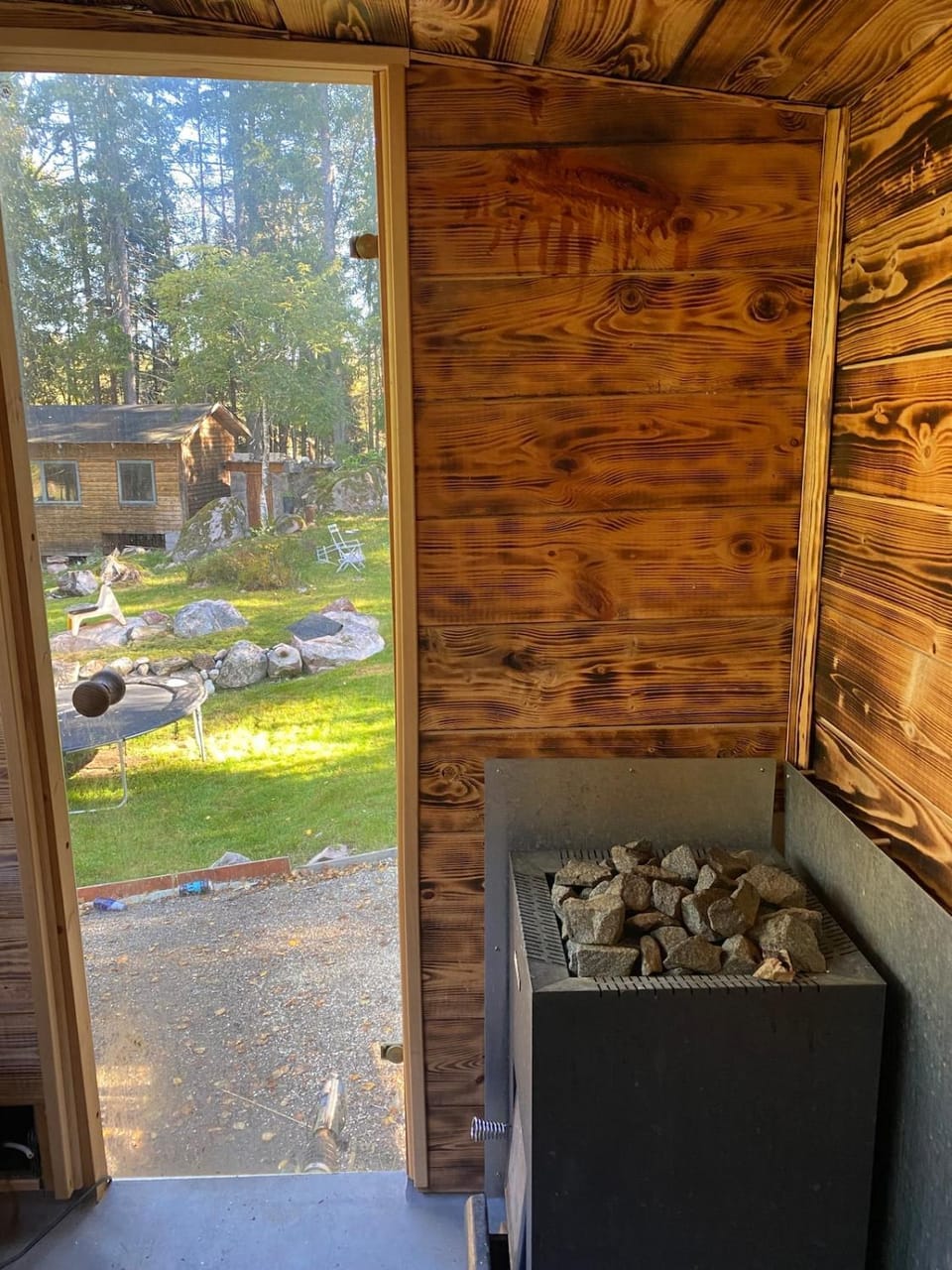 Cozy cottage in the woods near lake & sauna House in Stockholm County