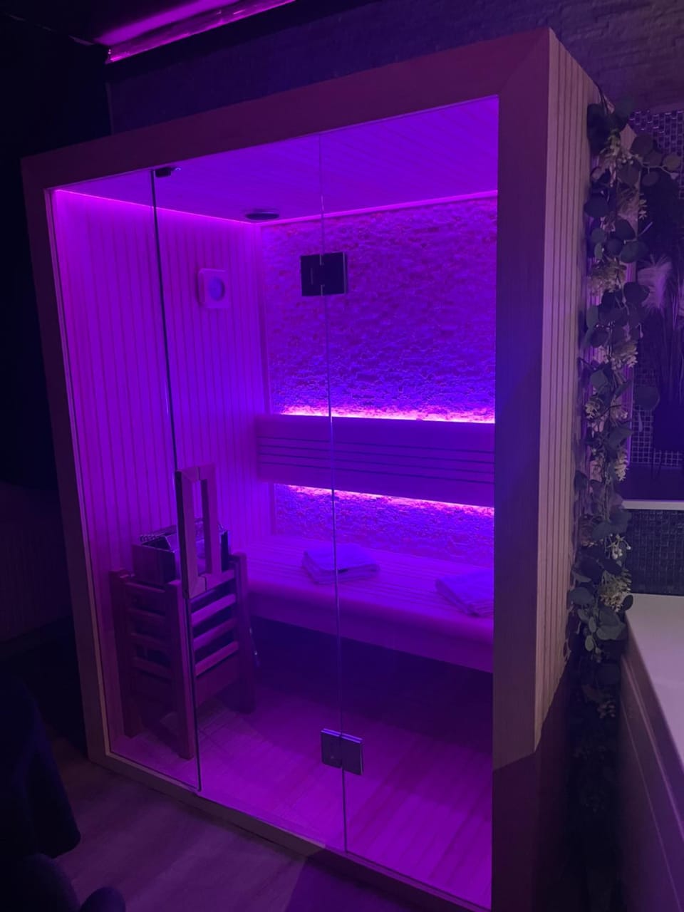 Pause Thermale Suite Bed and Breakfast in Liège