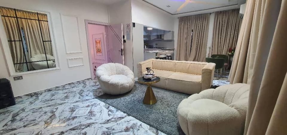 3 bedroom Luxury Apartment Apartment in Nigeria