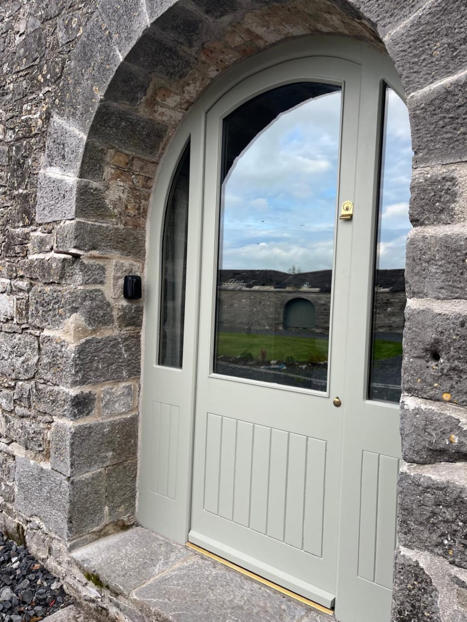 Crossdrum Courtyard Accommodation Apartment in Westmeath, Co. Westmeath, Ireland
