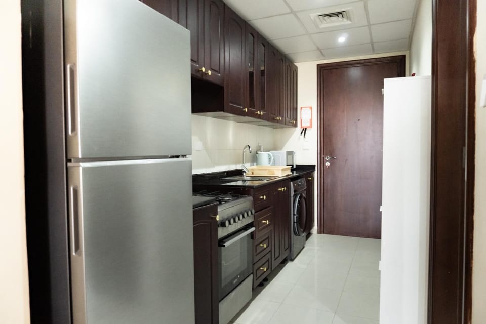 Golf and Lake View Studio in Royal Breeze Apartment in Ras al Khaimah