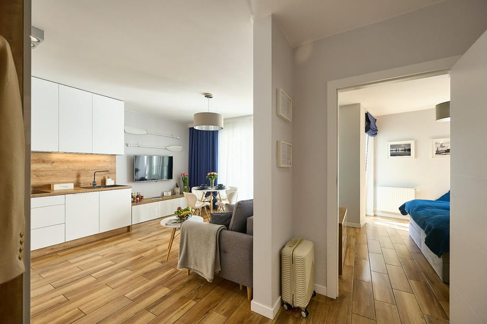 Living room, Bedroom