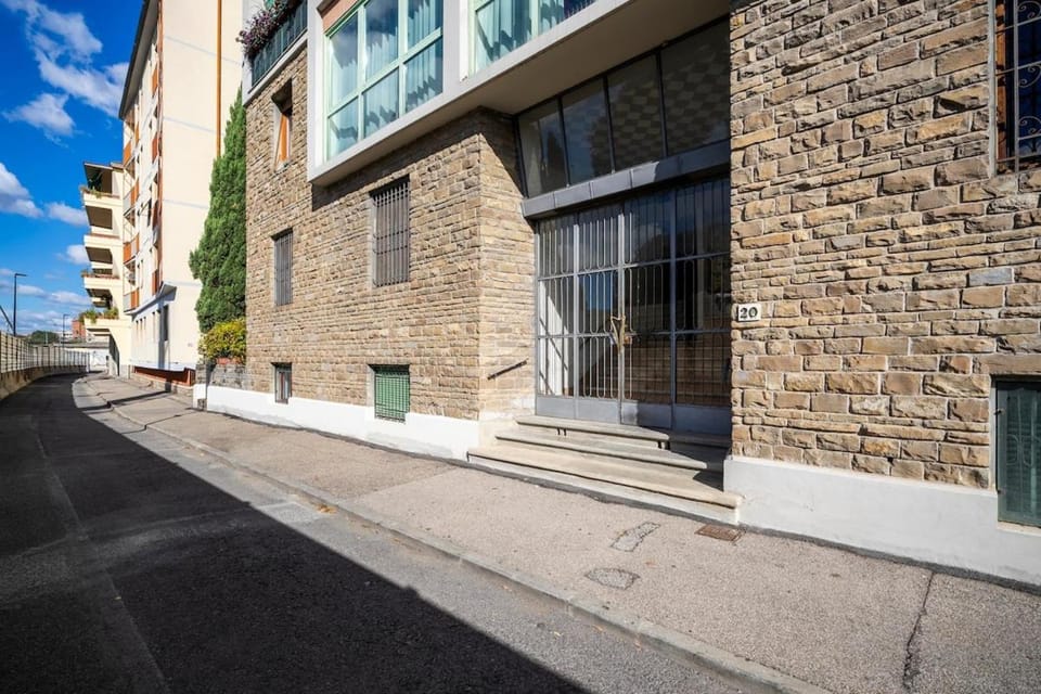 Loft Fortezza da Basso -10 minutes from SMN Train Station- Apartment in Florence