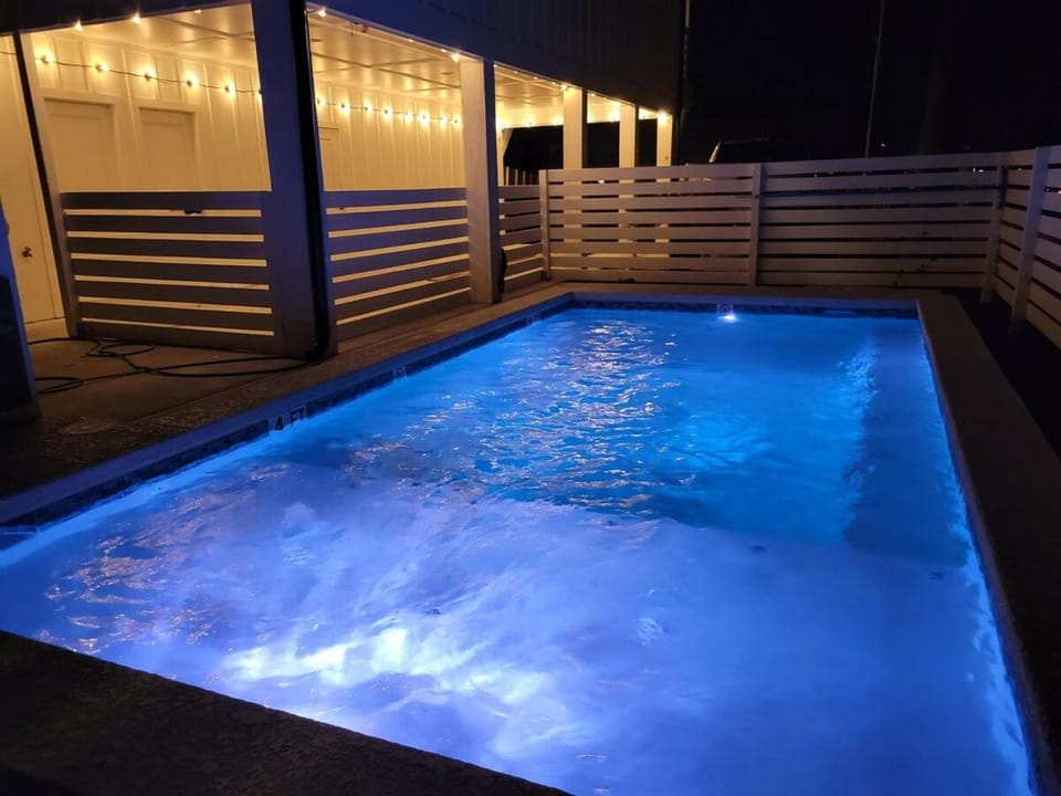 Double Dunes! Heated Pool with Ocean Views! House in Port Aransas