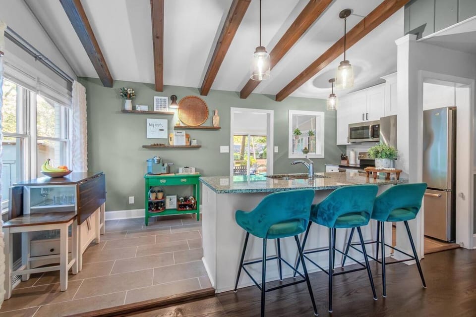 3BR PGA Garden Oasis - Near Quail Hollow and Light Rail House in Charlotte