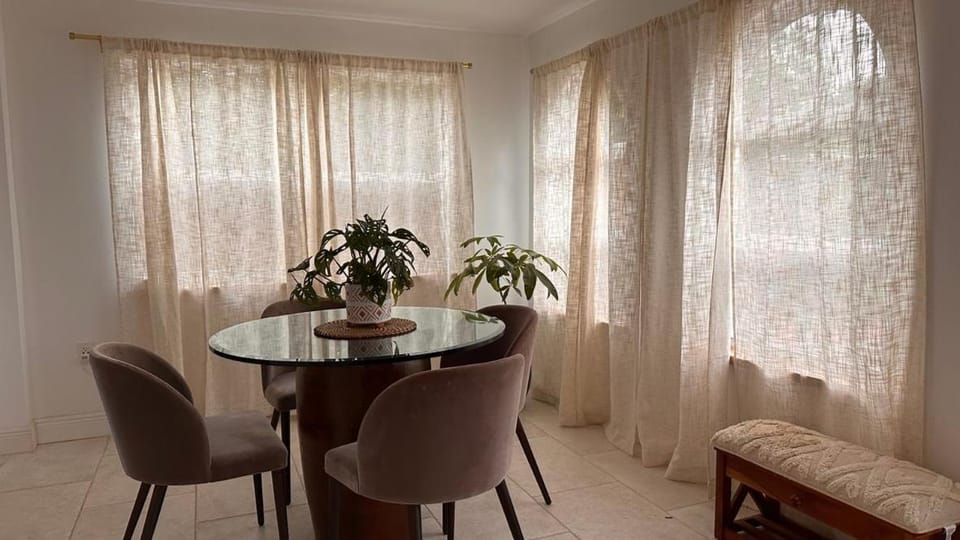 1Miami Comfort Near Beaches & Downtown 1st Flr House in Miami