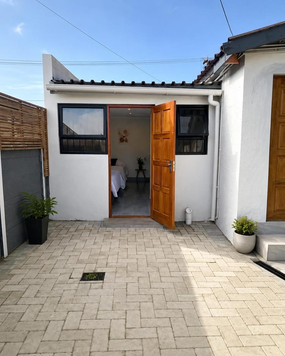 60 On Kosmos Bed and Breakfast in Cape Town