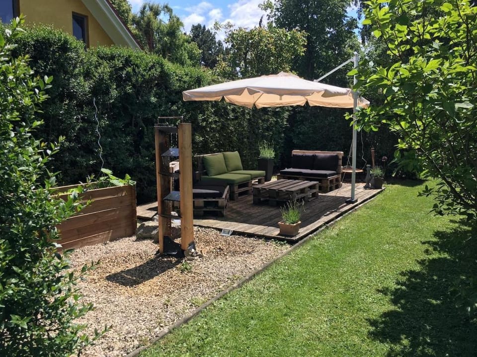 Garden, Balcony/Terrace