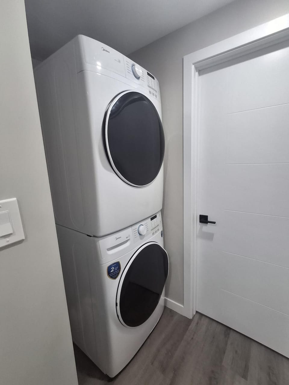 Oxnard Villa Apartment in Winnipeg