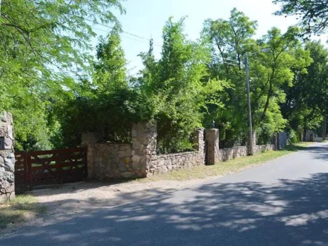 Day, Natural landscape, Lobby or reception, Quiet street view