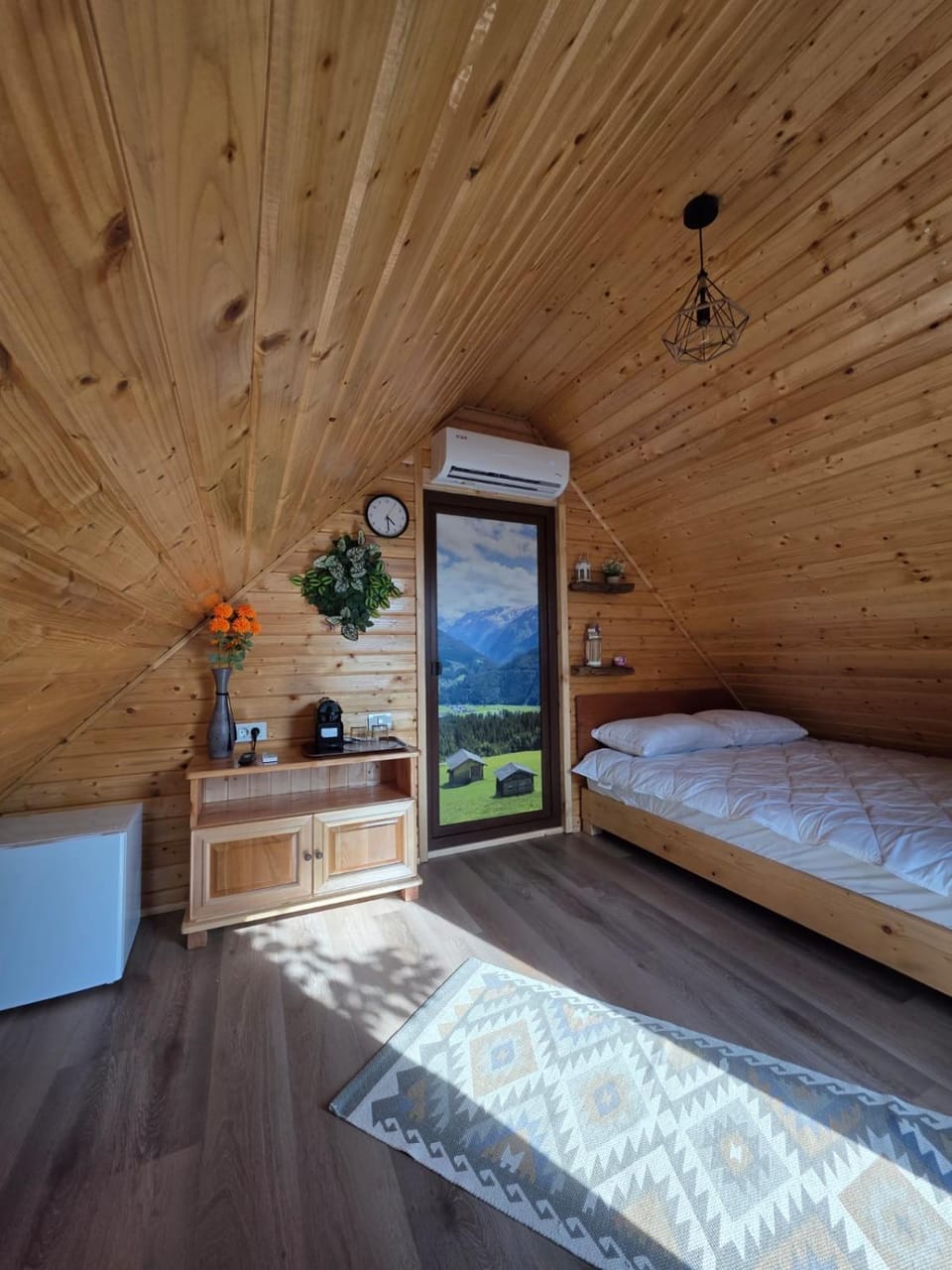 Casa Matteo & Camping Nature lodge in Romania