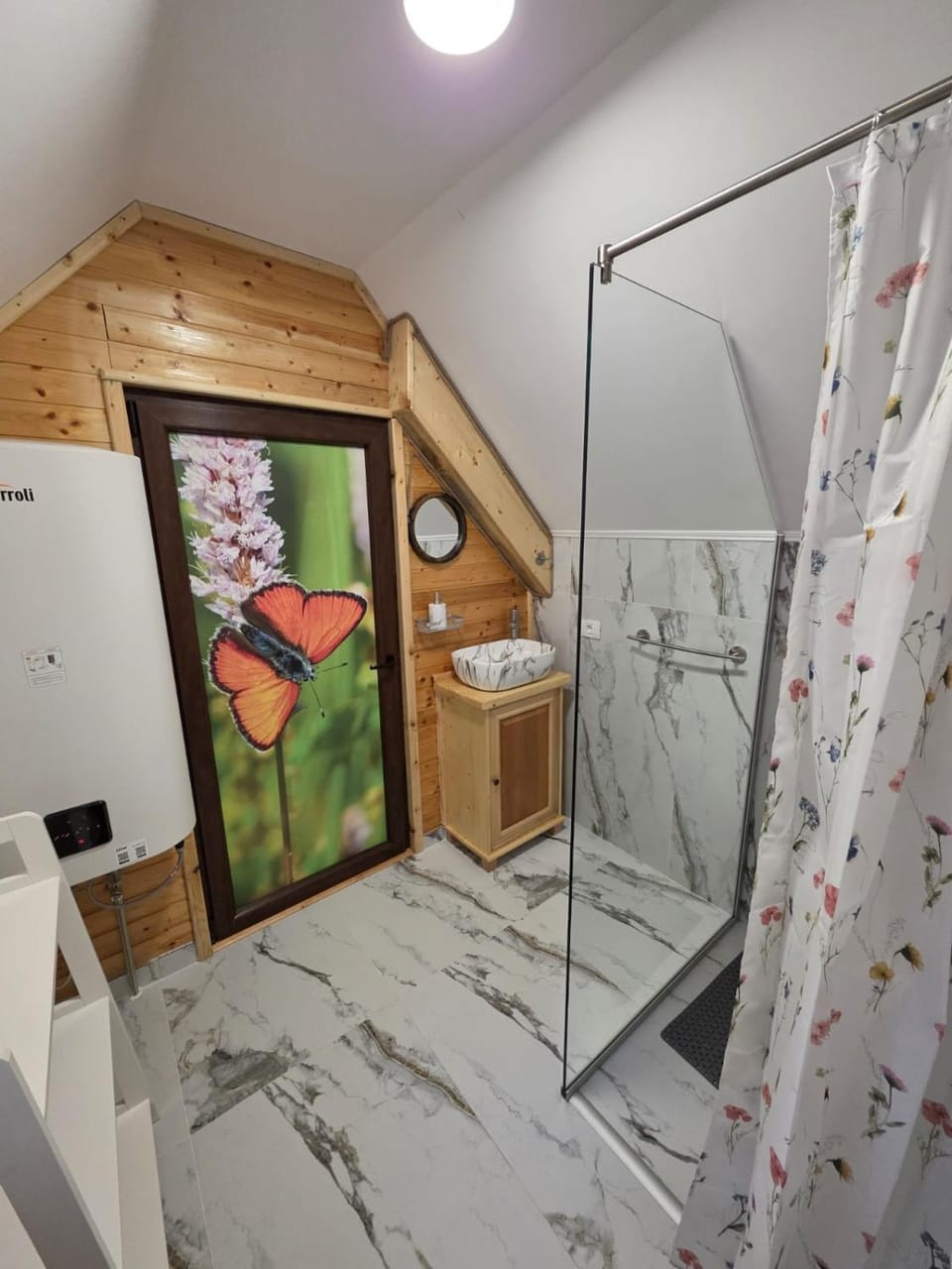 Casa Matteo & Camping Nature lodge in Romania