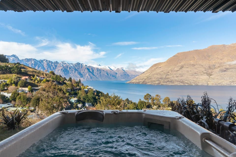 Summit Serenity House in Queenstown