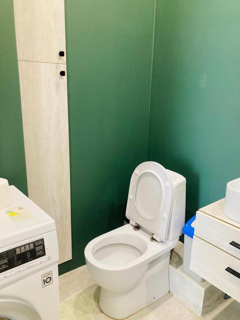 Toilet, Bathroom