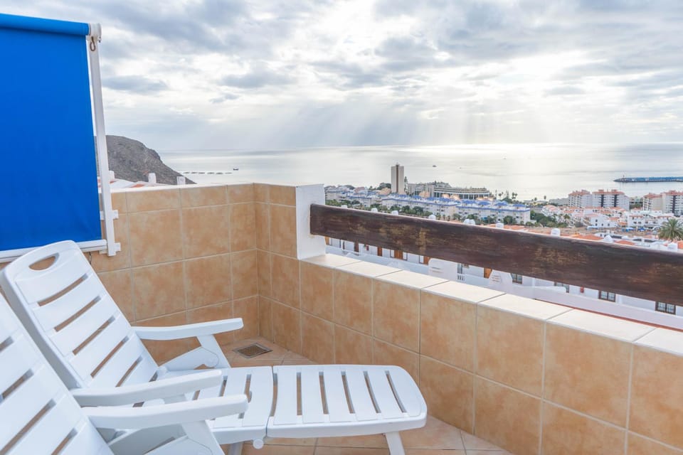 Port Royale Ocean Views Los Cristianos Apartment in Los Cristianos