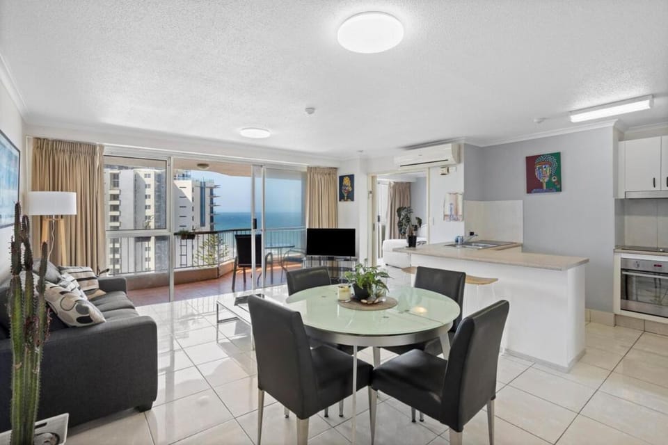 Beachside Apartment Apartment in Surfers Paradise