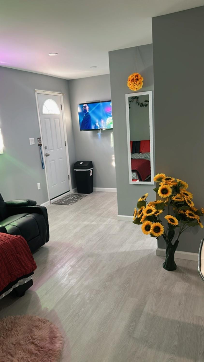 Unit #10 Private Studio Apartment in Hempstead